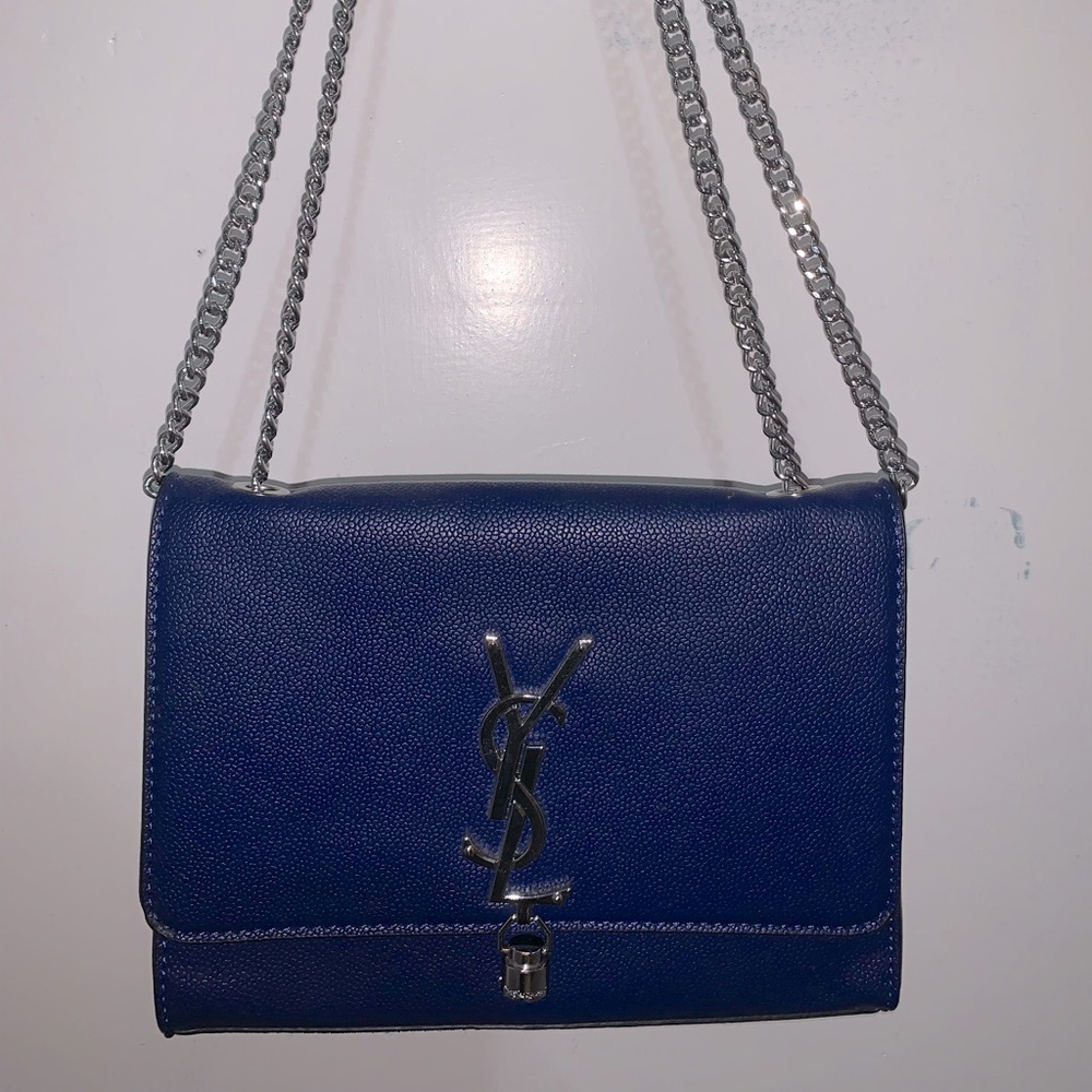 YVES SAINT LAURENT “Vintage”🔵Blue Crossbody Purse🔵